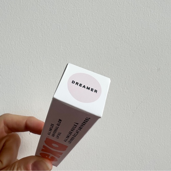 EXA Dreamer shimmer sparkle transparent iridescent universal glow lip oil - Picture 6 of 8